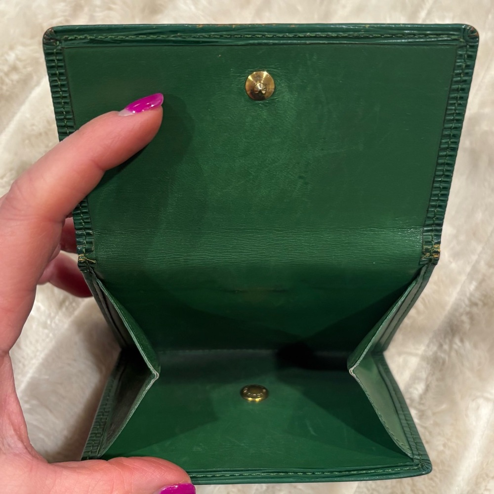 Gorgeous Authentic Vintage Louis Vuitton Epi Wallet - Picture 6 of 12